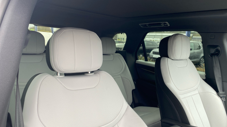 Land Rover Range Rover Sport 3.0 D250 Edition 5dr Auto Diesel Estate
